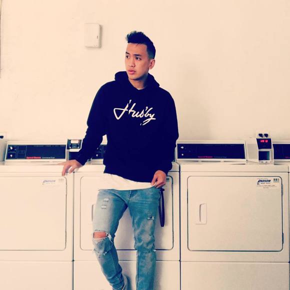 Meet your Posher, Wemor - Picture 1 of 1